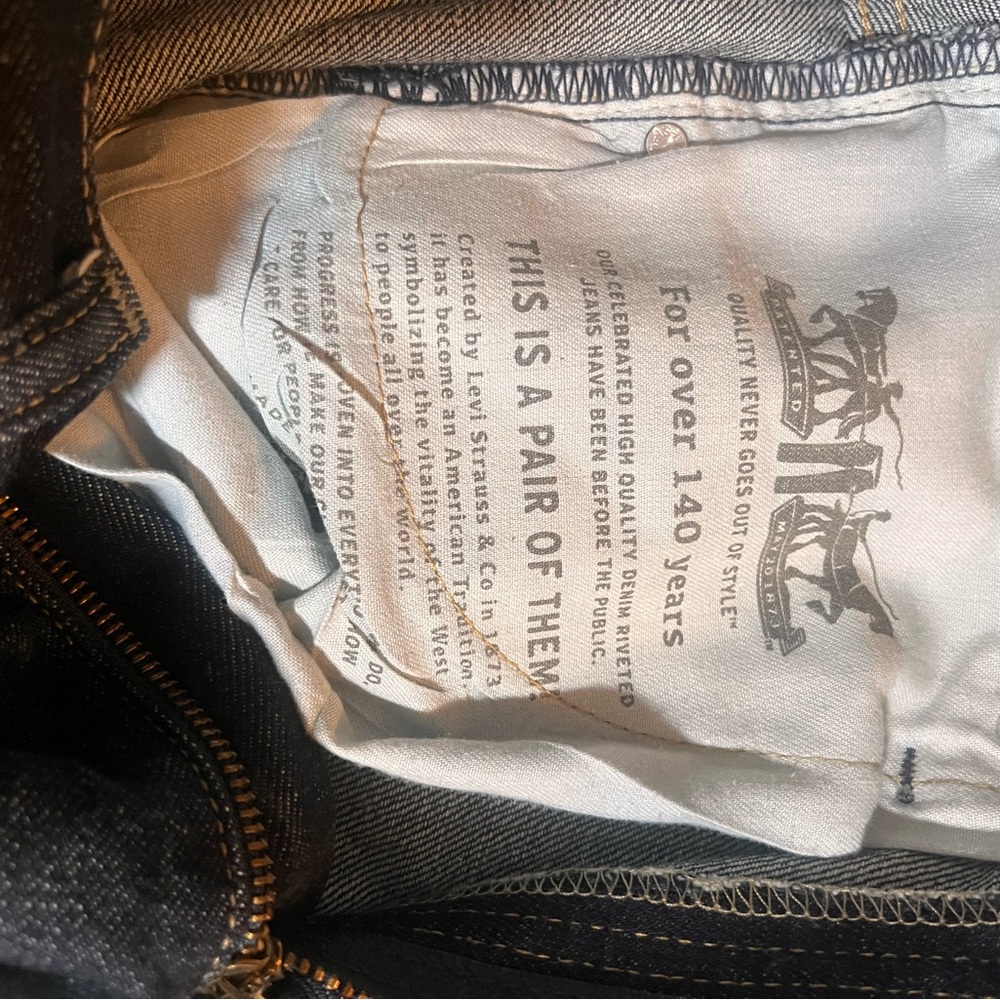 Men's Levi’s 559 Dark Blue Jeans - Size 30 x 32 - Picture 11 of 13